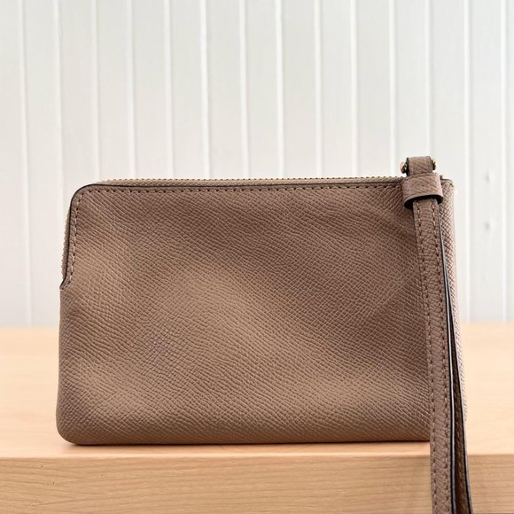 Authentic Vintage Coach Leather Corner Zip Wristlet Wallet Bag - Picture 2 of 4